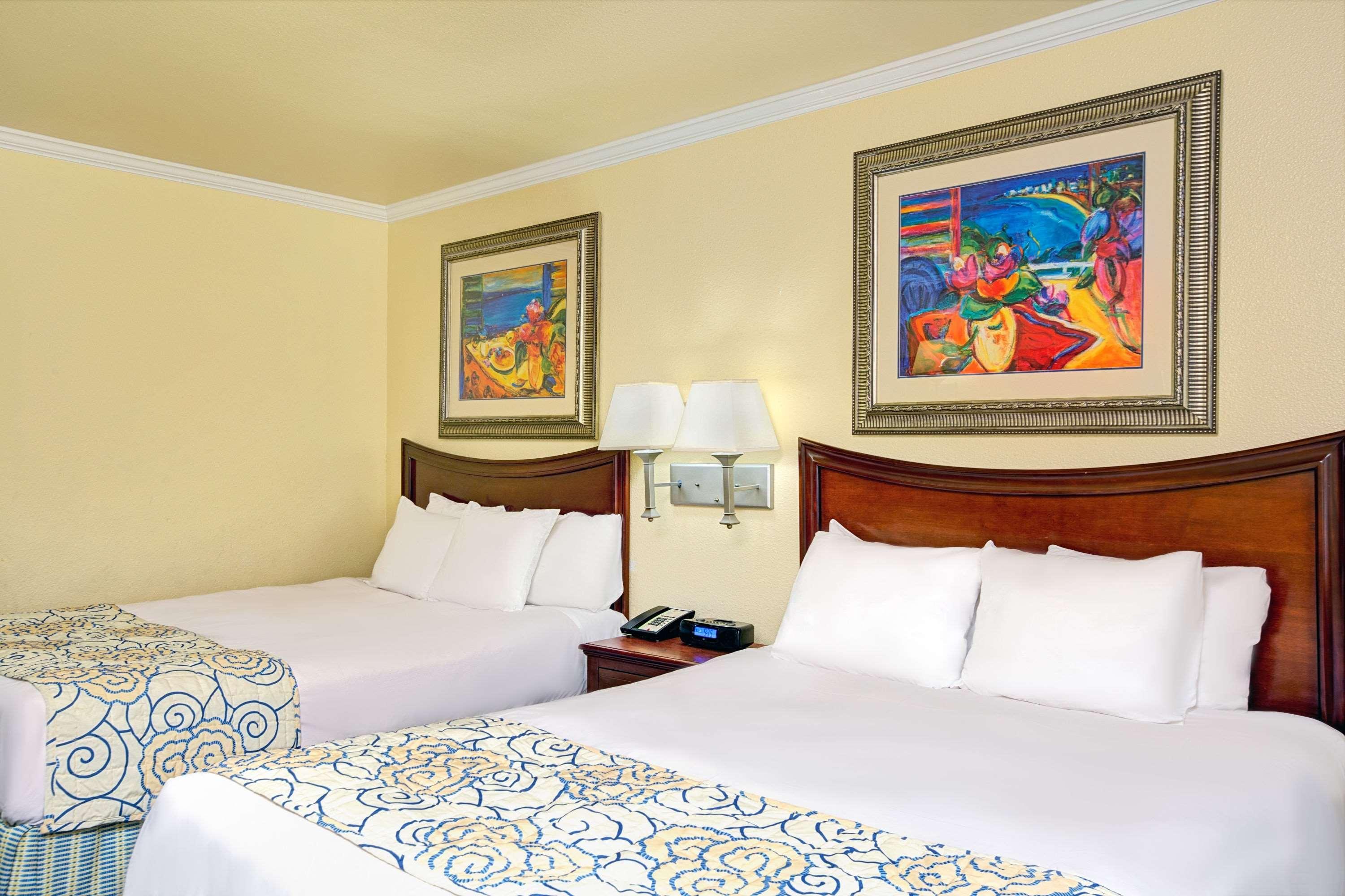 Super 8 By Wyndham Santa Cruz Beach Boardwalk Bagian luar foto